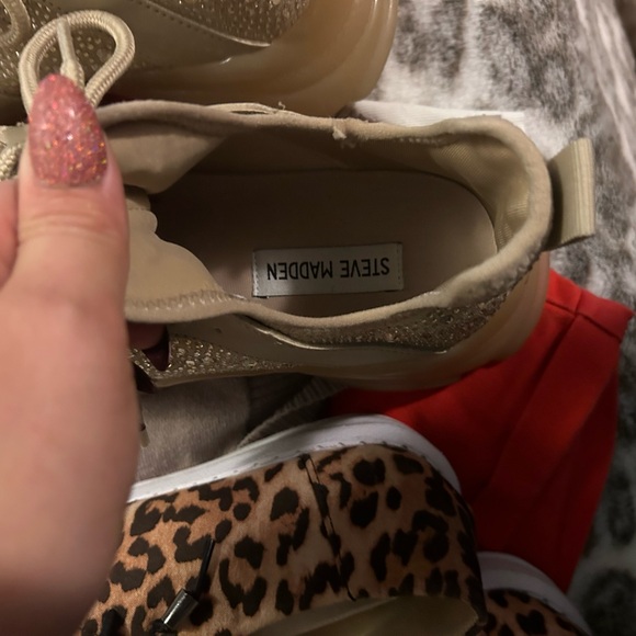 Steve Madden sneakers size 8 - Picture 2 of 2